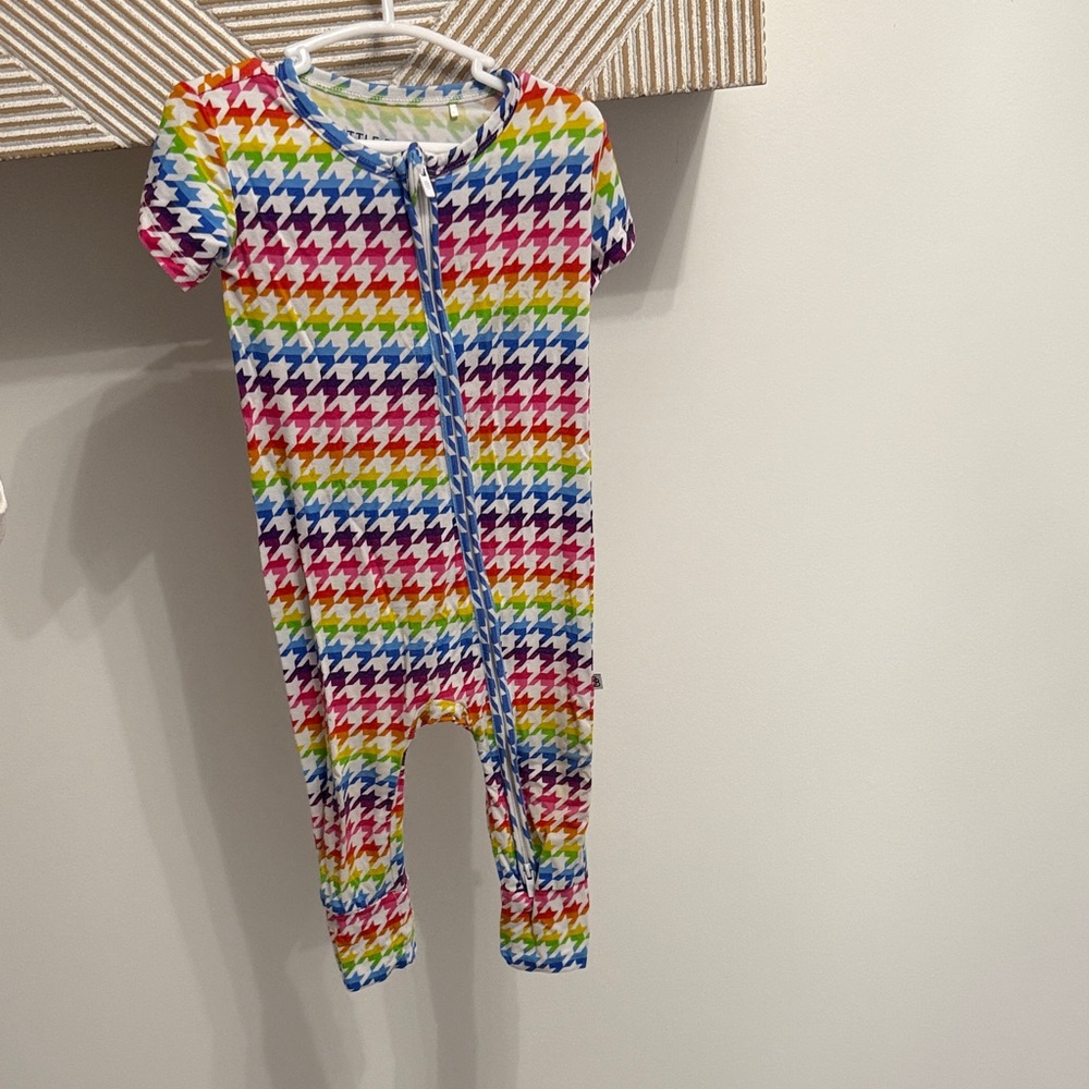 Little Bum Bums- Colorful Print